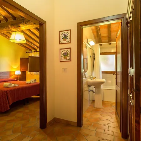 莫纳恰诺庄园酒店 *