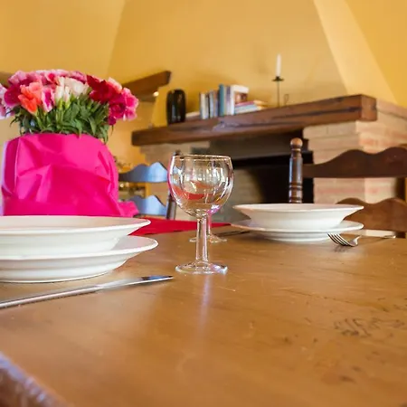 莫纳恰诺庄园酒店 *